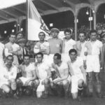 Hakoah (hebräisch: bedeutet Kraft) Wien wurde 1924/25 erster Profi-Fußballmeister in Österreich.