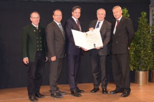  v.l.: Johann Dreisiebner, Andreas Liegenfeld, Johannes Schmuckenschlager, Josef Pleil, Josef Glatt. Foto: Österreichischer Weinbauverband/Gerhard Steinhofer