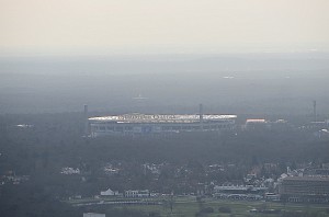  Blick auf die heutige Commerzbank-Arena. Foto: oepb