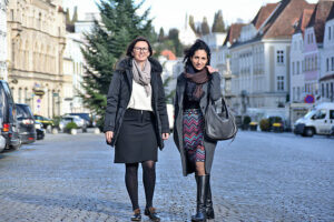 Petra Wiesner (links) ist die Nachfolgerin von Daniela Limberger (rechts) im Verein Steyr lebt! Foto: Kreil 