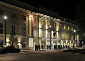 Das einstige Landestheater Linz an der Promenade 39 existiert seit 1803. Nun erstrahlt es als Schauspielhaus Linz in neuem Glanz. Foto: Schauspielhaus Linz