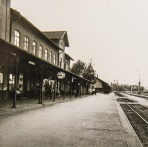 Blick auf den Bahnhof in Tulln im Jahre 1963. Foto: Alessandra Comini